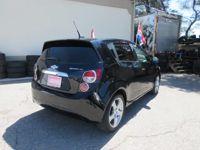 2012 Chevrolet Sonic LT - Photo 6