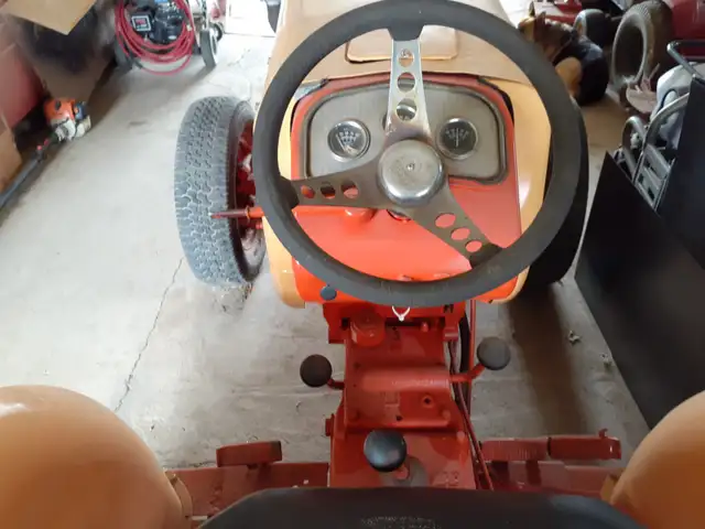 Tractor (Full Size 37hp) - Photo 6