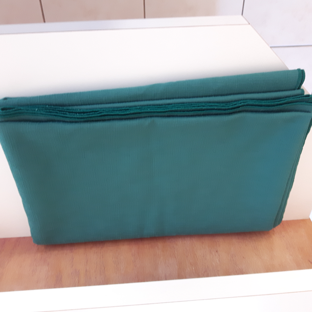 BELLE GRANDE NAPPE NEUVE VERTE 5x7 PIEDS 100% POLYESTER: $20.00 - Photo 3