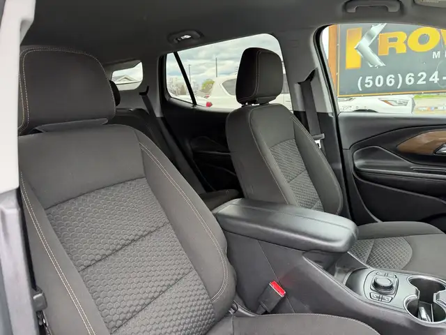 2019 GMC Terrain AWD 4dr SLE - Photo 12