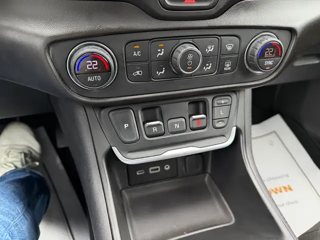 2019 GMC Terrain AWD 4dr SLE - Photo 30