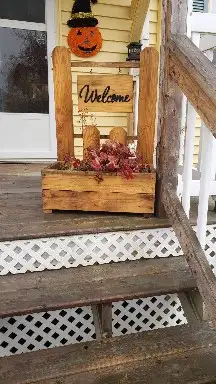 Hemlock planters and more - Photo 3
