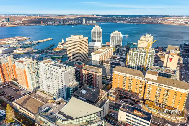 Affordable office space downtown Halifax - Multiple spaces - Photo 4