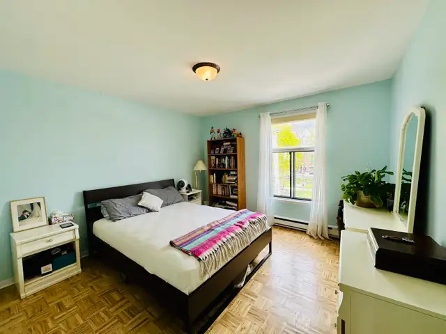 Condo 3 chambres avec stationnement à Montréal - Photo 6
