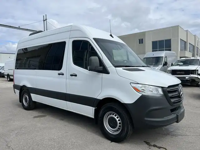 2019 Mercedes-Benz Sprinter Van - Photo 2