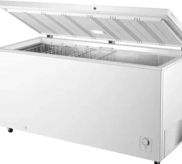 Hisense 17.7 cu ft. White convertible Chest Freezer/ Fridge