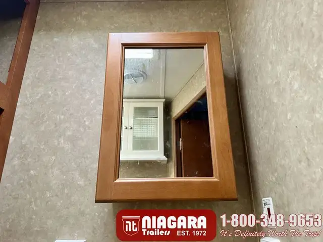 2011 GULFSTREAM KINGSPORT 265BHS Travel Trailer - Photo 17