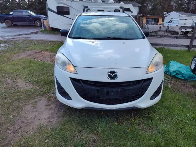 2012 Mazda 5 - Photo 2