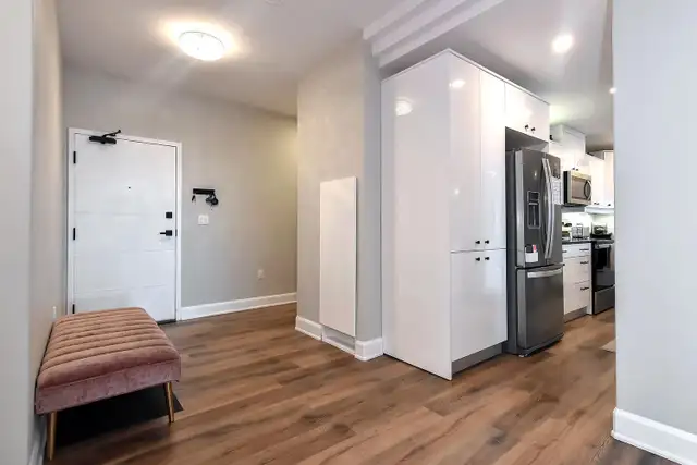 Luxury Penthouse - Photo 2