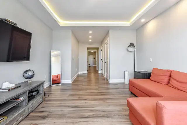 Luxury Penthouse - Photo 13