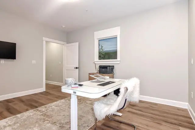Luxury Penthouse - Photo 18