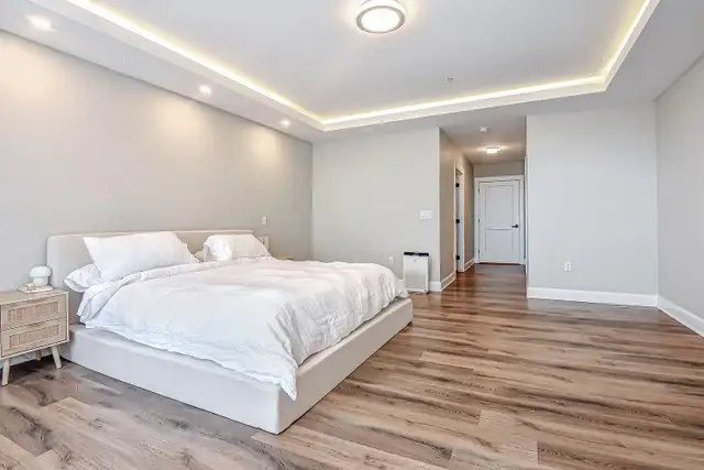 Luxury Penthouse - Photo 24