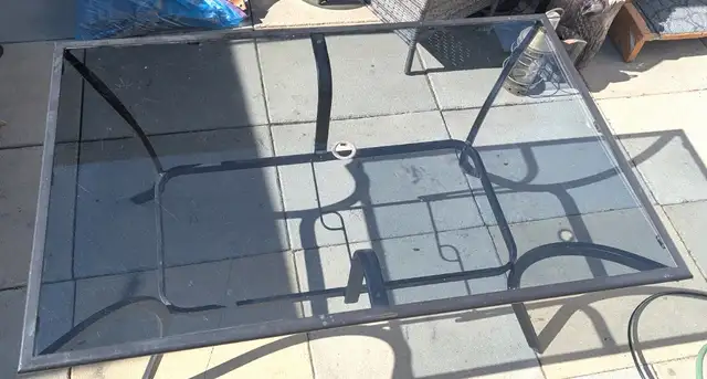 Patio Table – Glass top - 37" X 59" - Photo 4