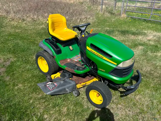 John Deere la140 48' Riding Mower - Photo 3
