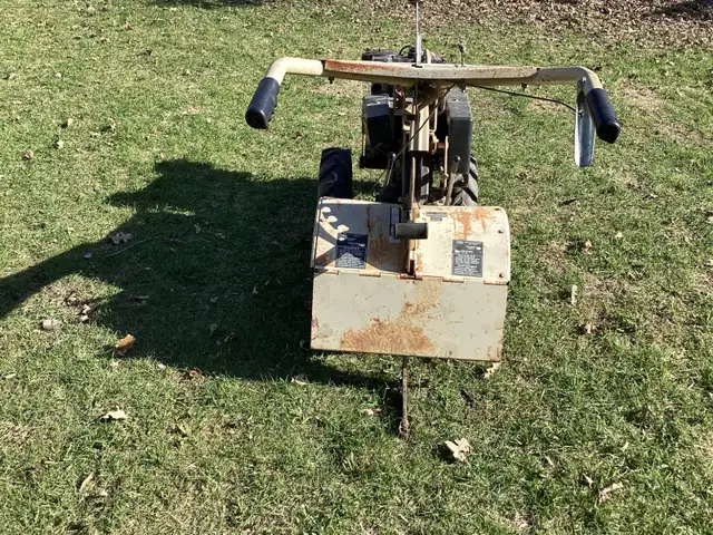8 hp tiller for sale - Photo 4
