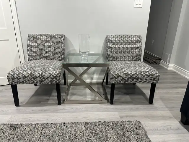 accent chairs - Photo 2