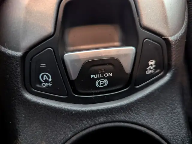 2018 Jeep Compass NORTH WITH LEATHER! - Photo 17
