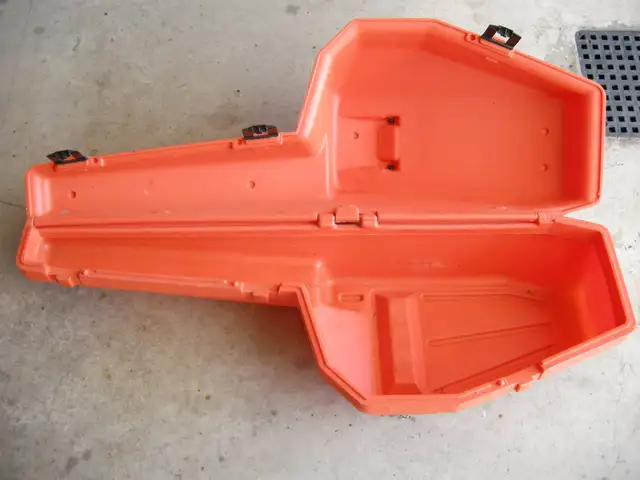 Husqvarna Chain Saw Box - Photo 2