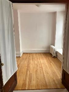 2 Bedroom Sandy Hill Apartment for Rent (173 Daly Ave) - Photo 8