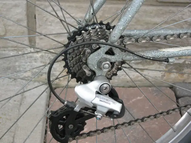 Mens 26 Inch Mountain Bicycle - Photo 3