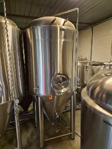 12x SS Fermentation Tanks 1750 - 4000 Litres - Auction May 20 - Photo 6