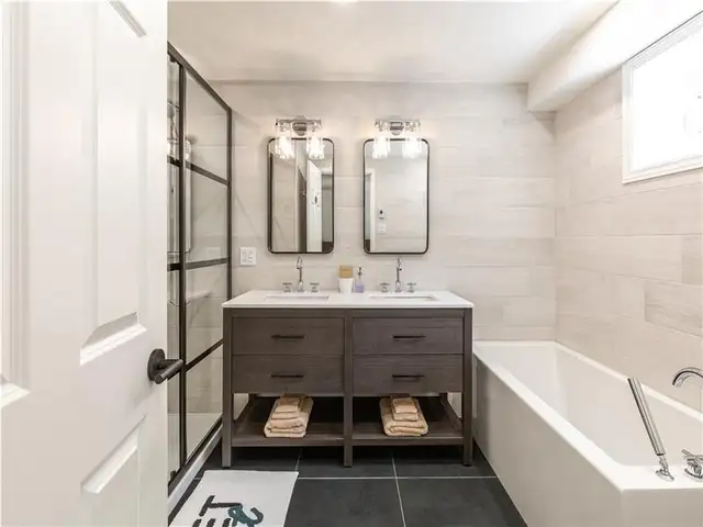 Looking to Hire: Carpenter - Photo 6