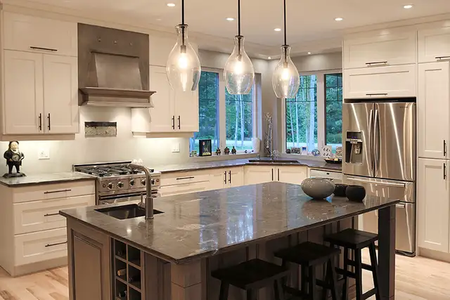 Looking to Hire: Carpenter - Photo 7