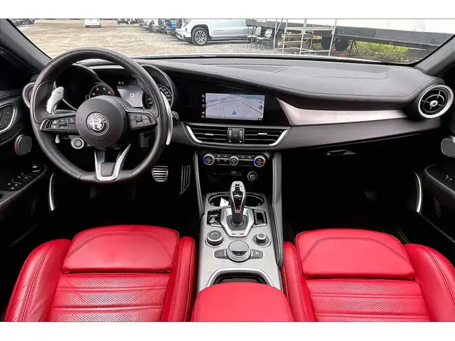 2023 Alfa Romeo Giulia Veloce | Premium Leather | Harman Kardon - Photo 15