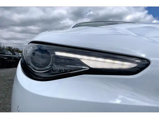 2023 Alfa Romeo Giulia Veloce | Premium Leather | Harman Kardon - Photo 29