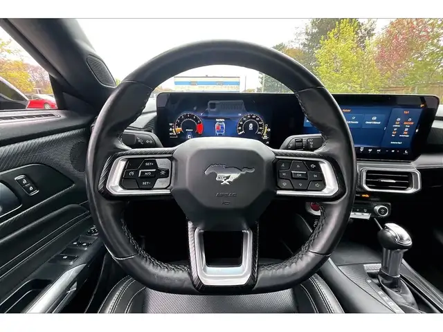2025 Ford Mustang EcoBoost Premium Convertible RWD - Photo 5
