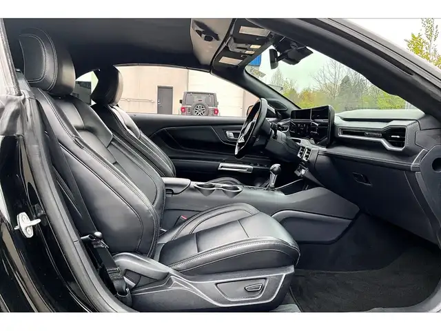 2025 Ford Mustang EcoBoost Premium Convertible RWD - Photo 7