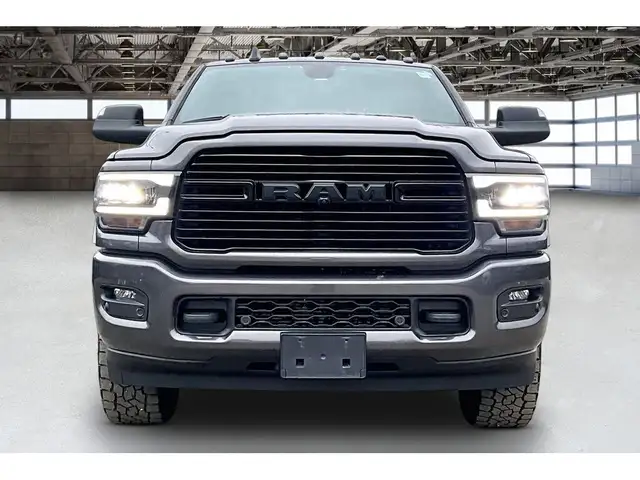 2020 Ram 2500 Laramie Night 6.7L Diesel | Level 2 | TowPkg | 4X4 - Photo 3