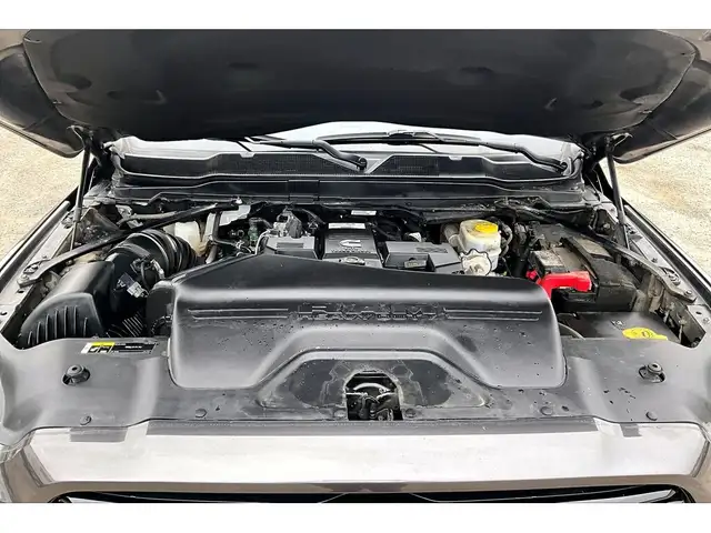 2020 Ram 2500 Laramie Night 6.7L Diesel | Level 2 | TowPkg | 4X4 - Photo 9