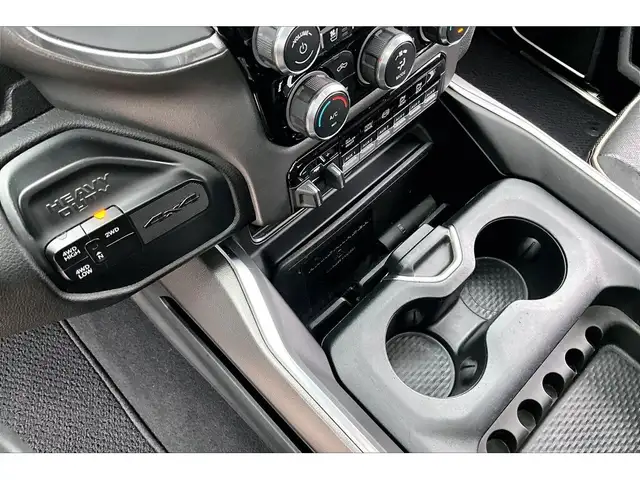 2020 Ram 2500 Laramie Night 6.7L Diesel | Level 2 | TowPkg | 4X4 - Photo 14