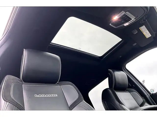 2020 Ram 2500 Laramie Night 6.7L Diesel | Level 2 | TowPkg | 4X4 - Photo 17
