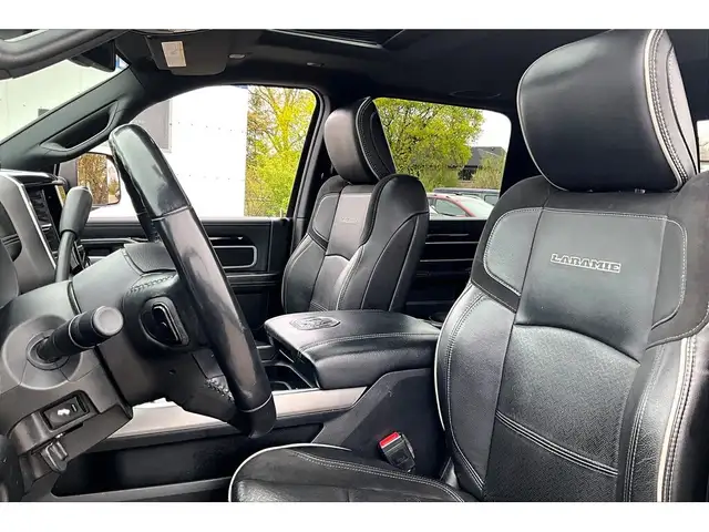 2020 Ram 2500 Laramie Night 6.7L Diesel | Level 2 | TowPkg | 4X4 - Photo 25