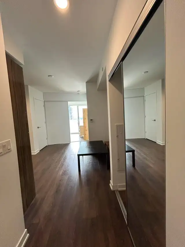 2 Bed Furnished Condo Yonge/Wellesley | 27F | Uof T & TMU 4 Rent - Photo 3