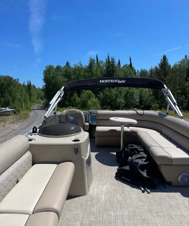 2019 Montego Bay 20-0 Pontoon Boat and Trailer - Photo 8