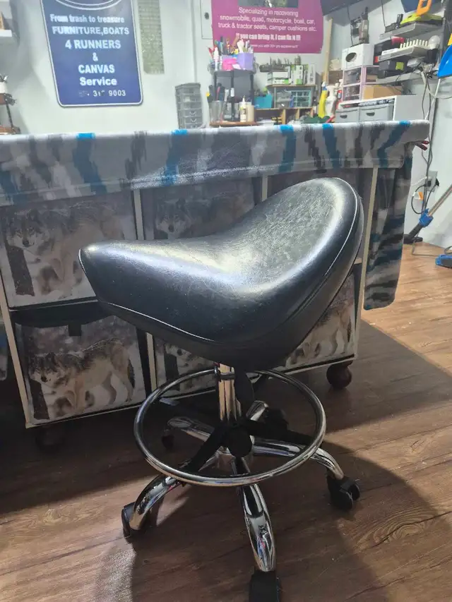 Opportunity to Start Your Own Upholstery and Sewing Business - Photo 3
