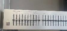 REALISTIC TEN BAND EQUALIZER - Photo 2