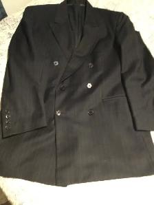 2 Tailored Suits & 6 Jackets $200 - Photo 7