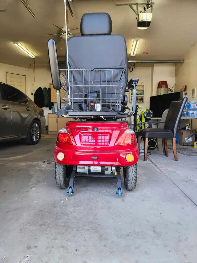 Brand New Baja Raptor 2 scooter. - Photo 4