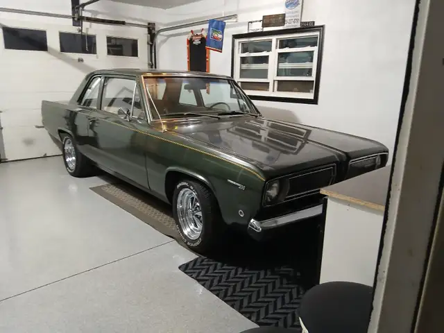 1968 Plymouth Valiant - Photo 2