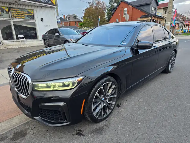 2020 BMW 7 Series - Photo 3