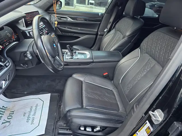 2020 BMW 7 Series - Photo 9