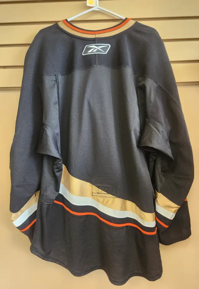 Anaheim Ducks NHL Hockey Jersey - Photo 2