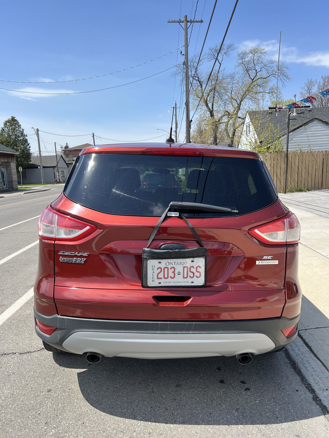 2014 Ford Escape - Photo 2