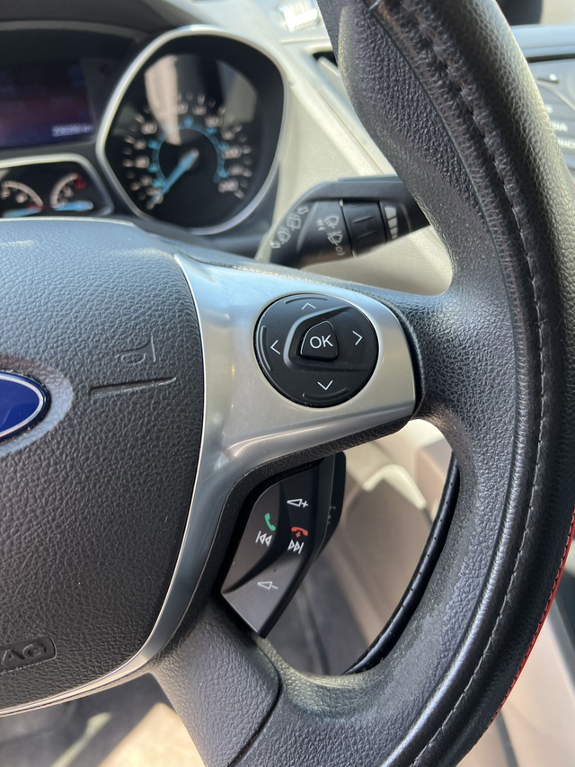 2014 Ford Escape - Photo 10