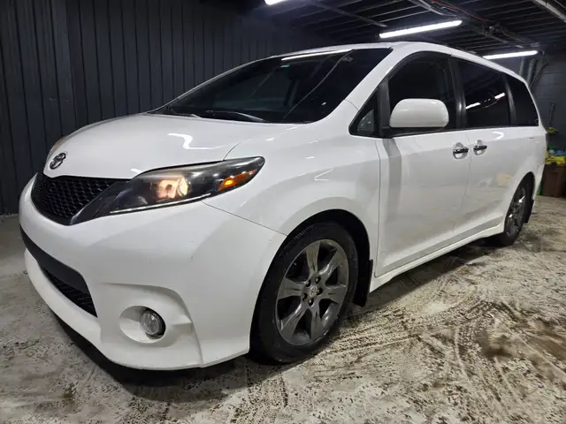 2015 TOYOTA SIENNA SE - 8 PASSAGERS(RARE) - FINANCEMENT RAPIDE - Photo 3