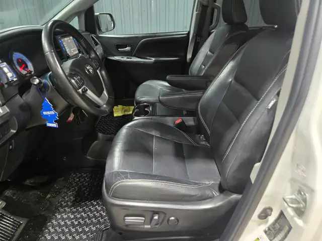 2015 TOYOTA SIENNA SE - 8 PASSAGERS(RARE) - FINANCEMENT RAPIDE - Photo 11